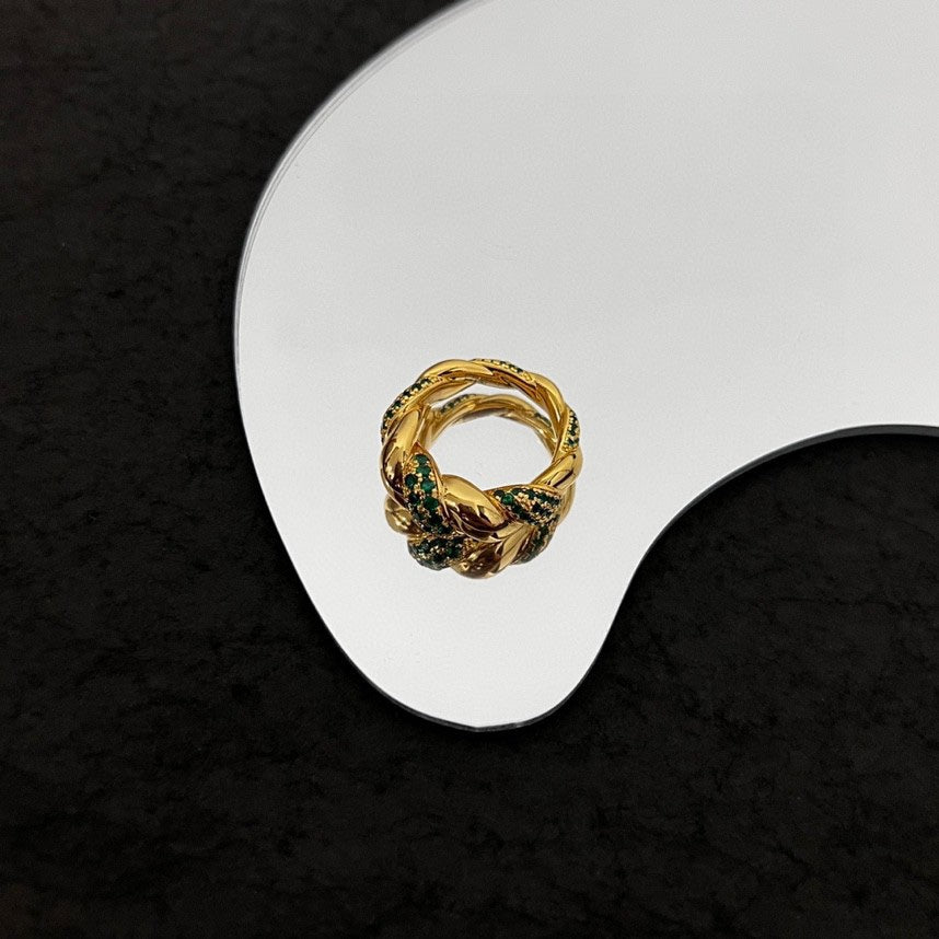 18K BVLGARI Green Crystals Ring