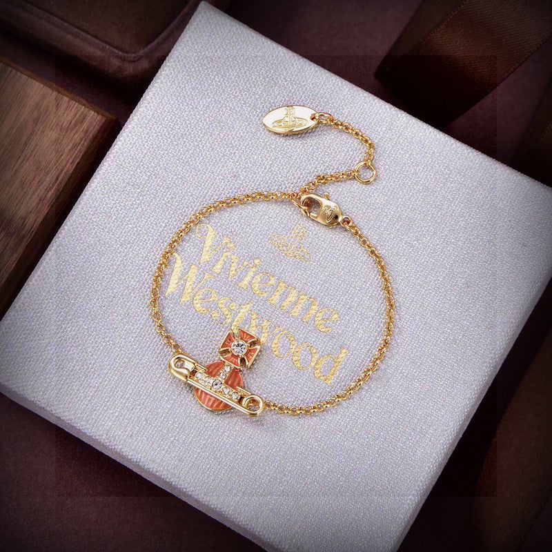 18K Vivienne West Mayfair Bas Relief Pendant Bracelet